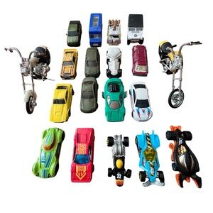 Hot Wheels Matchbox Lot Motorcycles Skull Crusher Arachnorod Diecast Toy Bundle